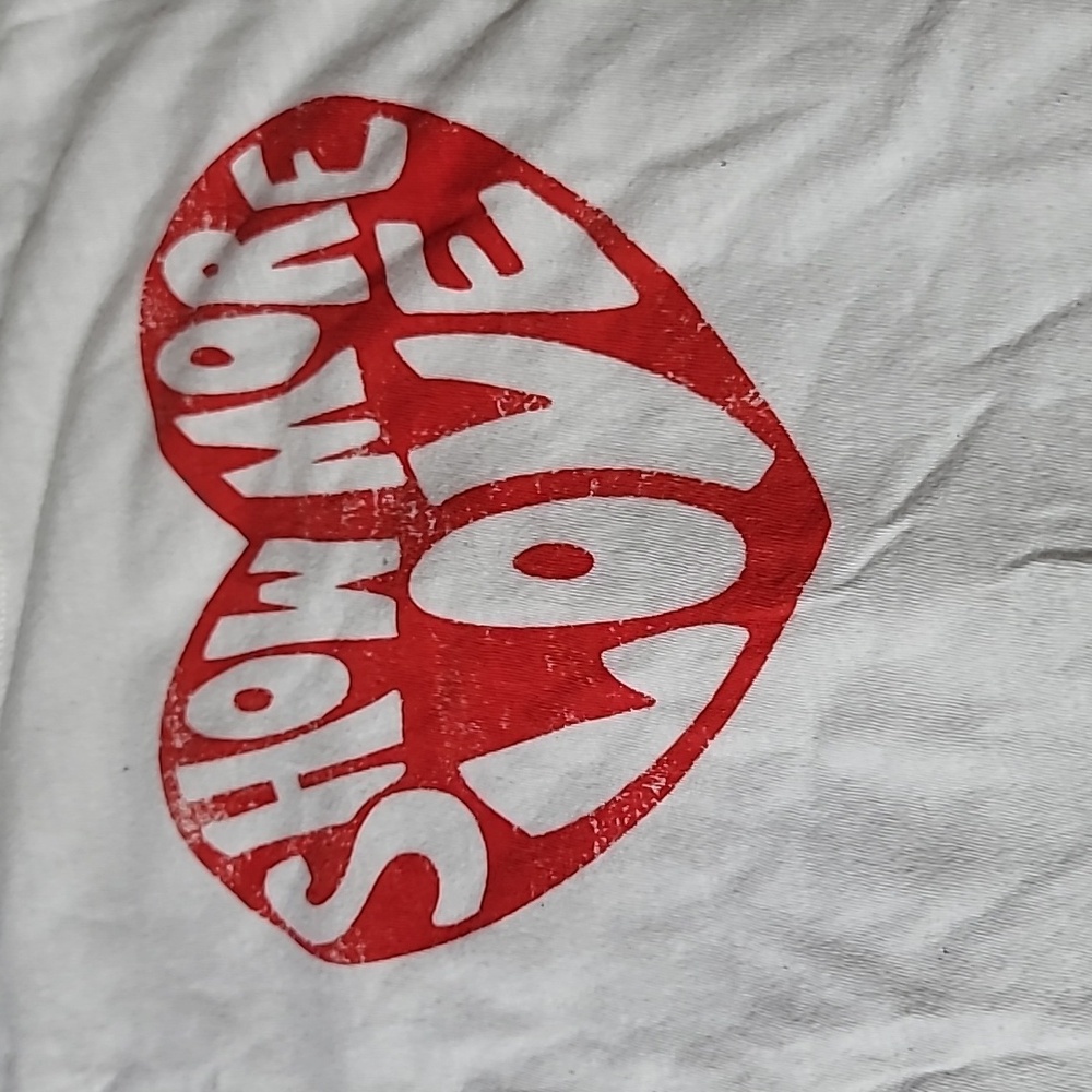Universal Thread Tee - Picture 2 of 5